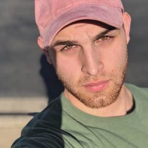 Meet your Posher, Luis